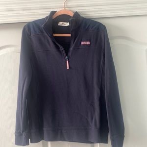 long sleeve vineyard vines sweater size L